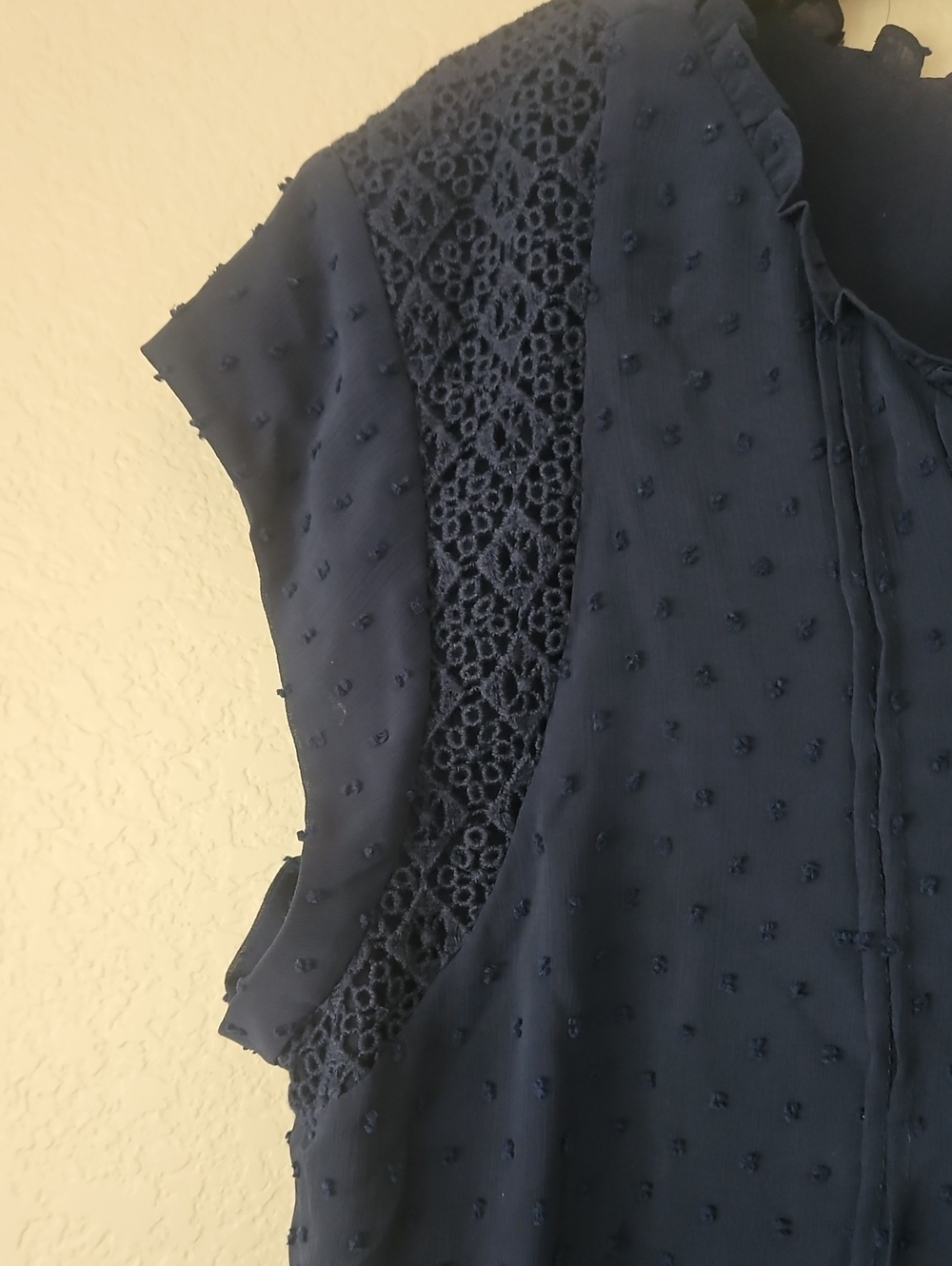 Daniel Rainn Navy Swiss Dot Short Sleeve Blouse Large - Picture 2 of 5